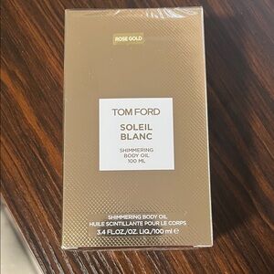 Tom Ford Soleil Blanc Shimmering Body Oil in Rose Gold